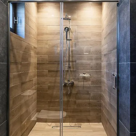 Tilia Θέρετρο *