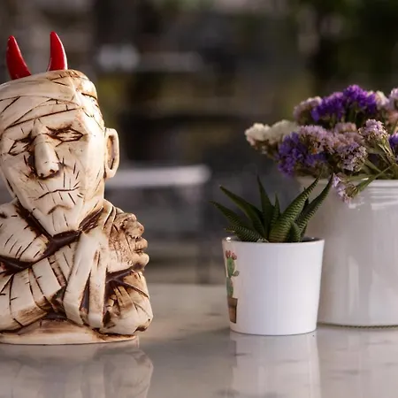 Tilia Θέρετρο Mourésion