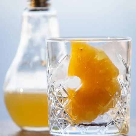 Tilia Θέρετρο *