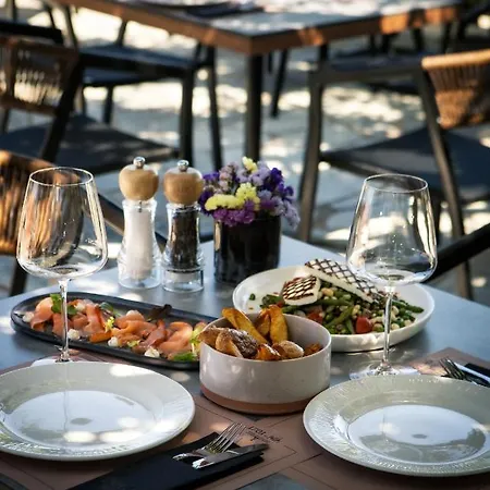 Tilia Θέρετρο