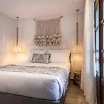 Tilia Θέρετρο