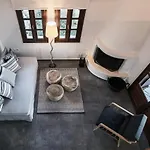 Θέρετρο Tilia Mourésion