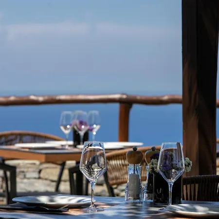 Tilia Üdülőközpont Mourésion